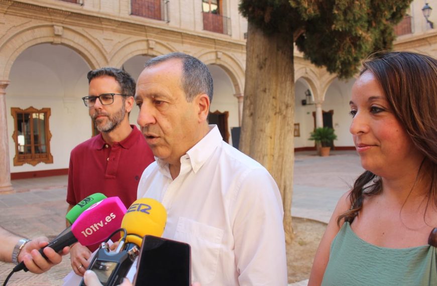 El PSOE acusa al PP de aplicar “el rodillo” en el pleno de junio y rechazar sus principales propuestas