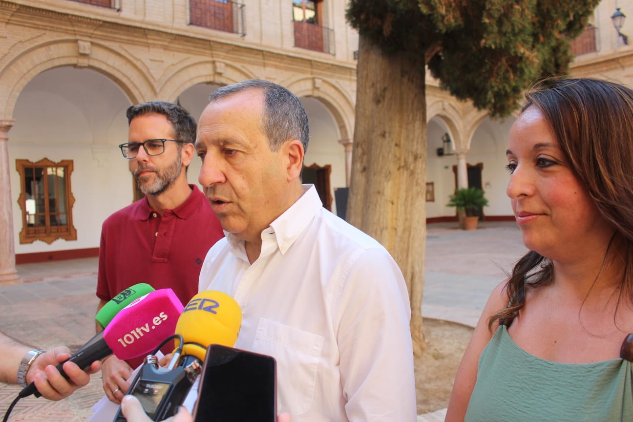 El PSOE acusa al PP de aplicar “el rodillo” en el pleno de junio y rechazar sus principales propuestas