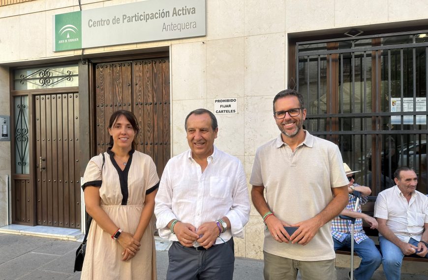 Ruiz Espejo exige a la Junta la apertura inmediata del centro de mayores de Antequera