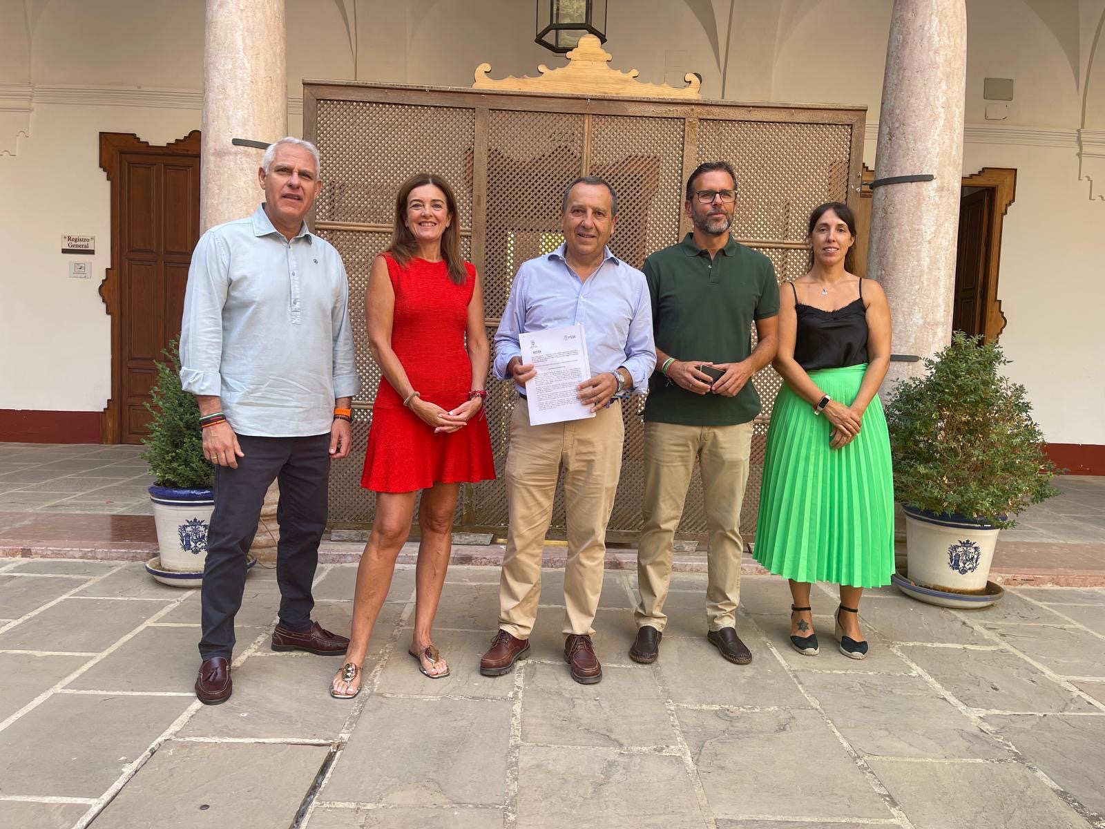 El PSOE de Antequera lleva al Pleno una moción para aumentar las plazas concertadas para mayores y dependientes