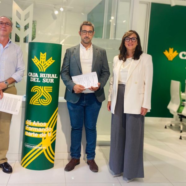 ACIA y Caja Rural del Sur firman un convenio con ventajas financieras para empresas y autónomos de Antequera
